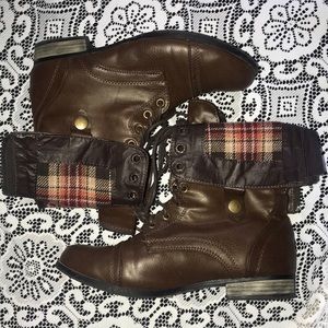 Brown Combat Boots with Plaid